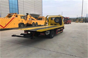 安达非事故拖车